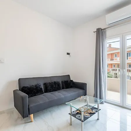 Rozario Apartment *